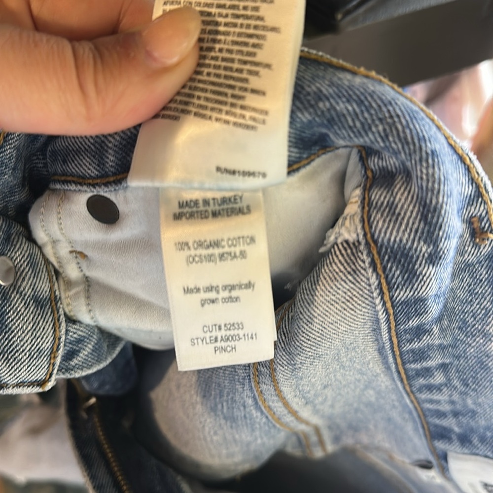Agolde Classic Blue Denim Shorts 25 - Picture 5 of 6